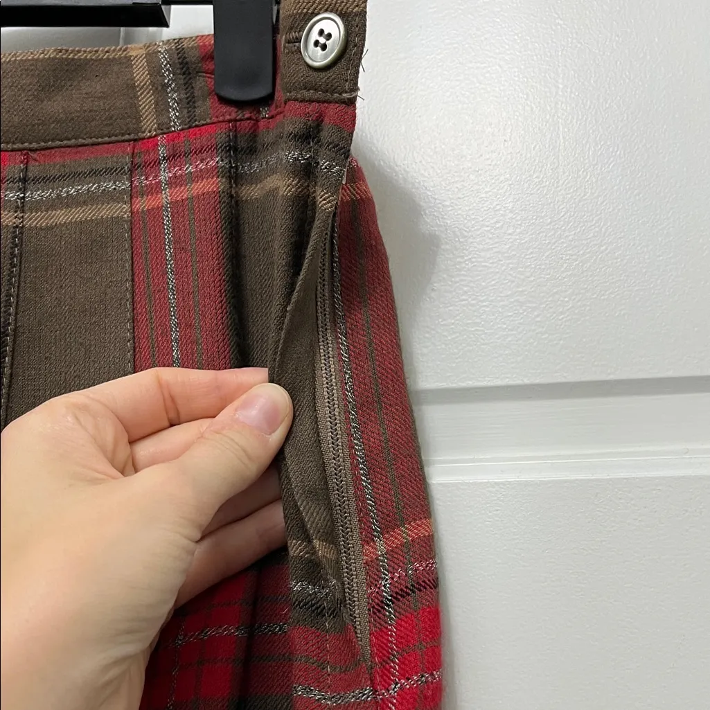 Vintage Significance Pleated Red and Brown Plaid Maxi Skirt - Size 16 - Image 11