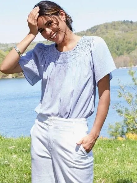 NWT Blue White Striped Pinstripe Seersucker Smocked Peasant Loose Fit Top Blouse New Size Large - Image 2