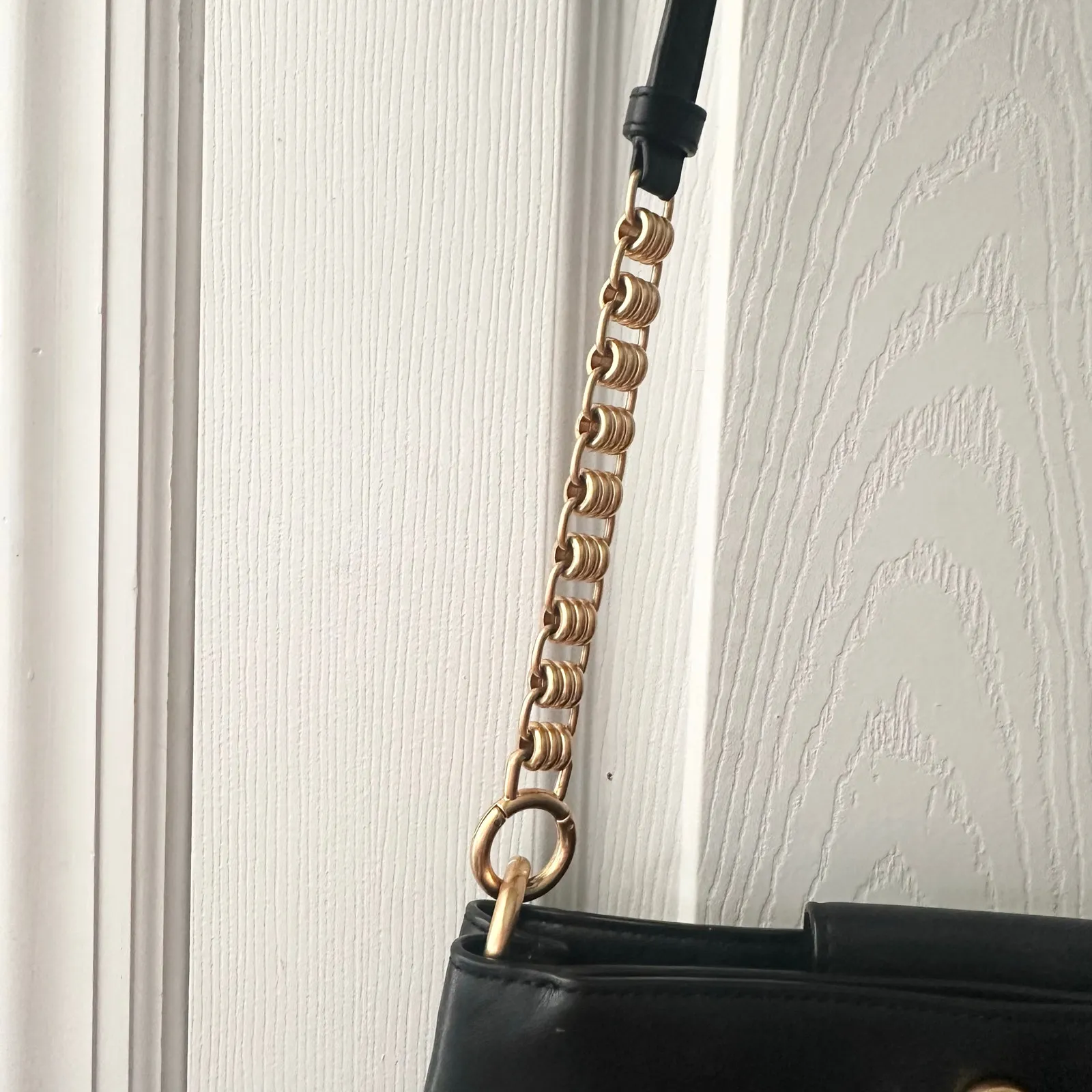 Tory Burch Lily Black Leather Slim Multi Pocket Gold Chainlink Crossbody Handbag - Image 4