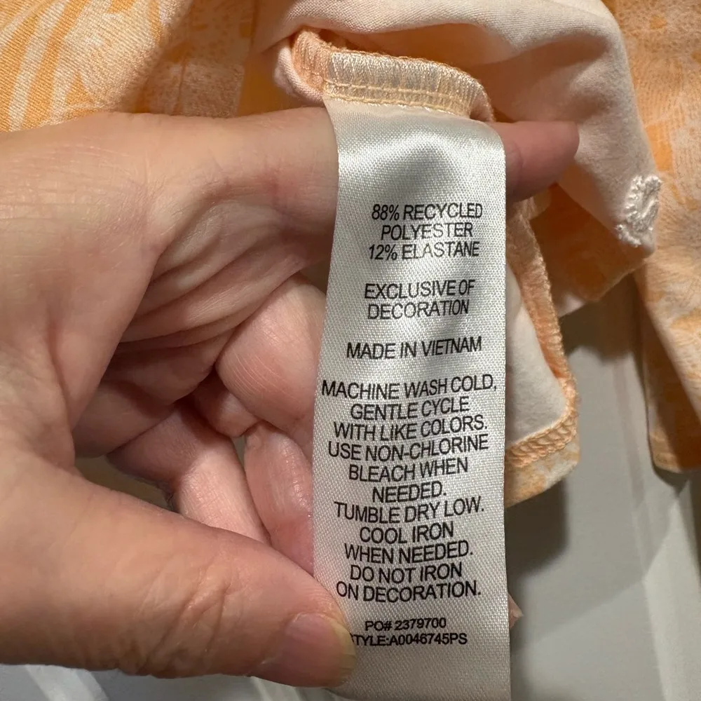 Hang Ten Sun tee tshirt long sleeves zipped pocket S SPF50 light peach NWOT - Image 5