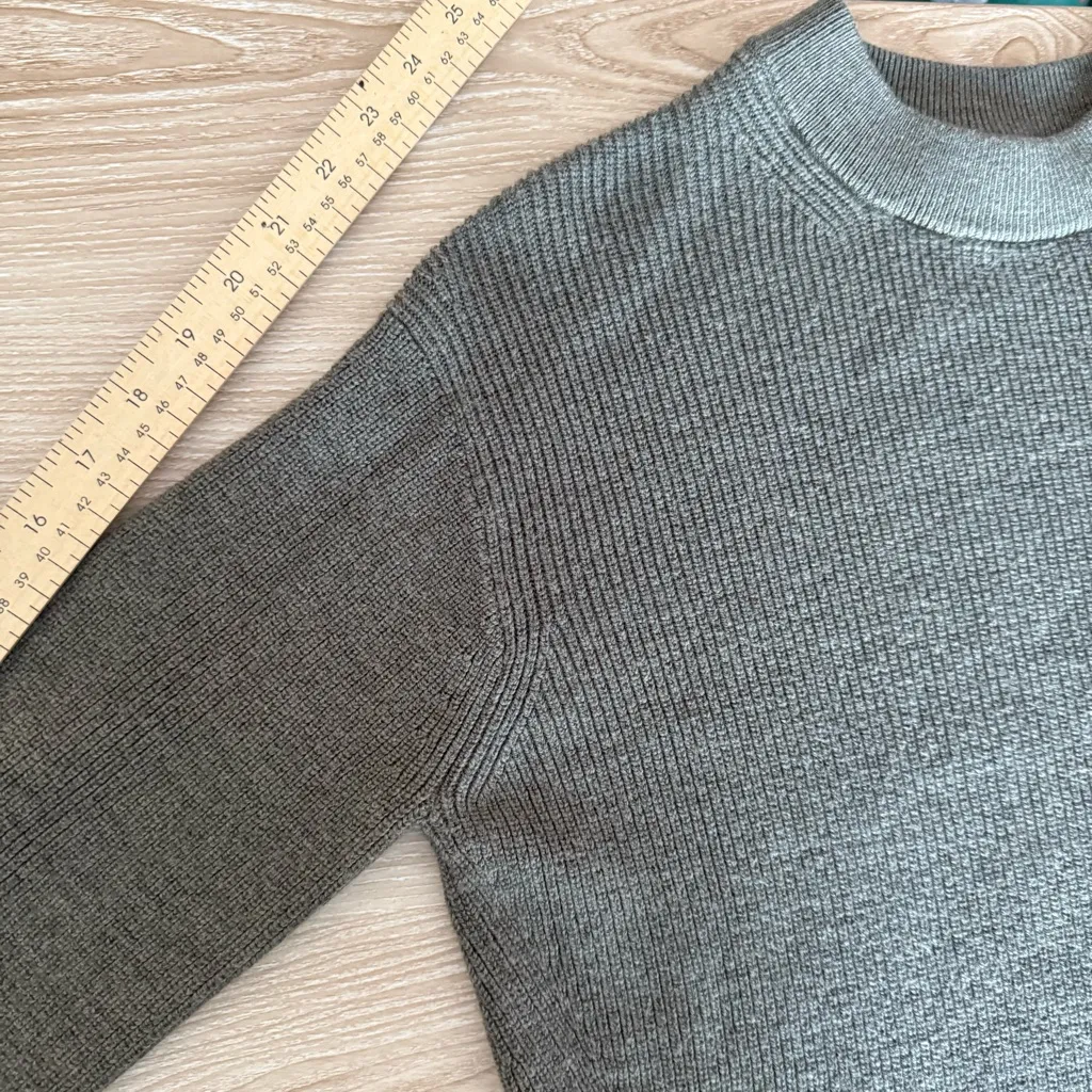 Lululemon 2 Merino Wool Rib Crew Neck Sweater Heather Nomad Taupe Slit Cut Front - Image 7