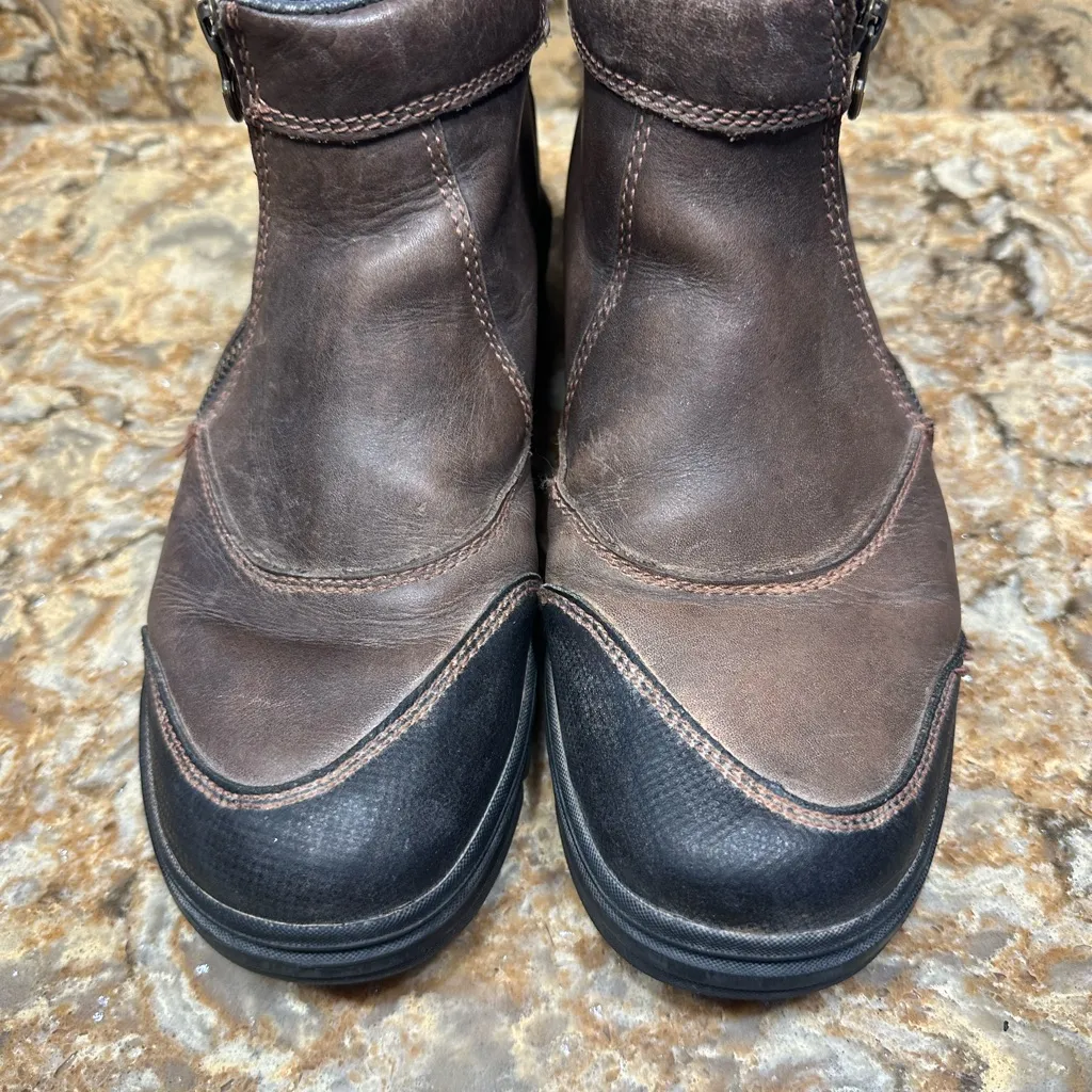 Ariat Brown and Black Ankle Boots - Image 11