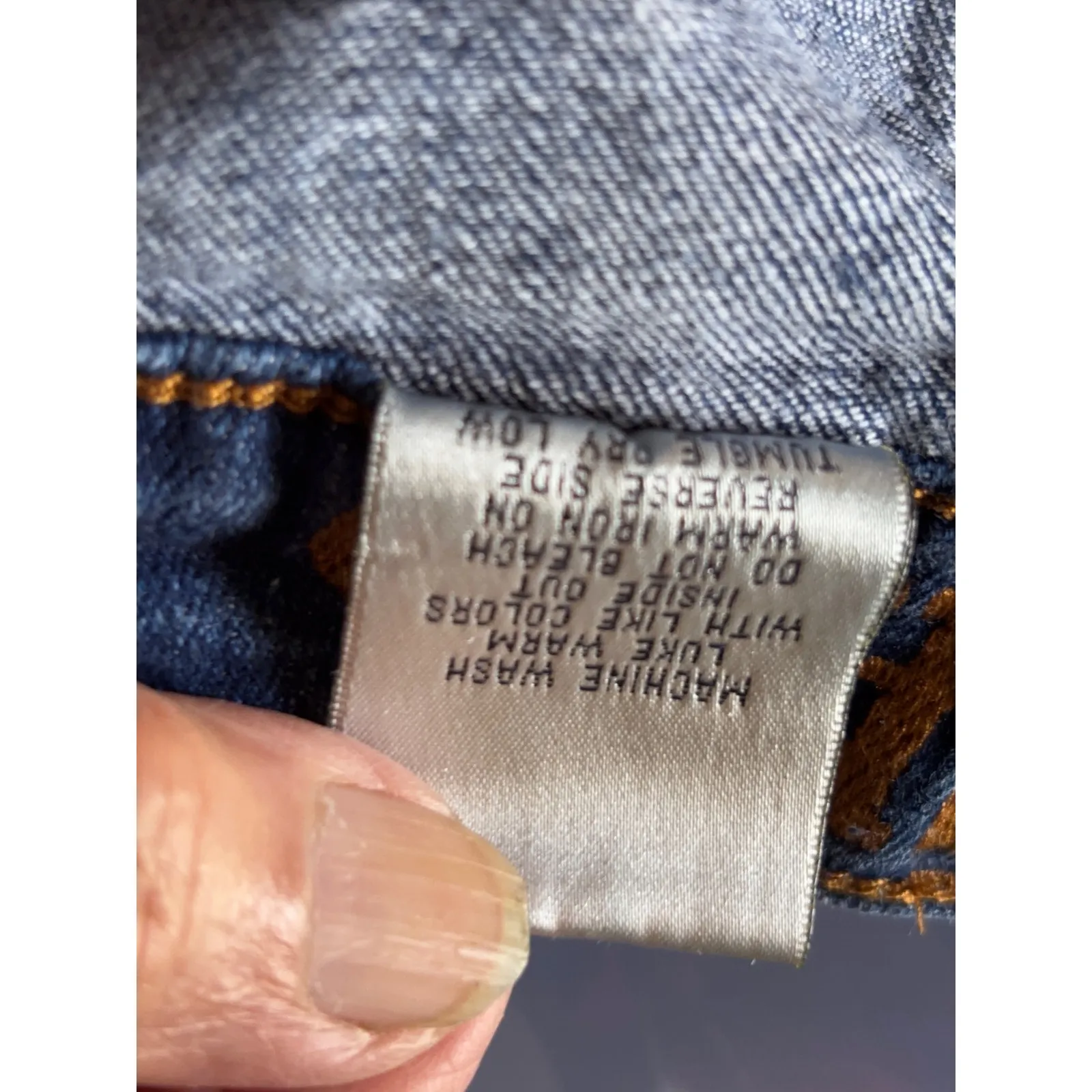 V.I.P. Distressed Ripped‎ Jeans - Image 3