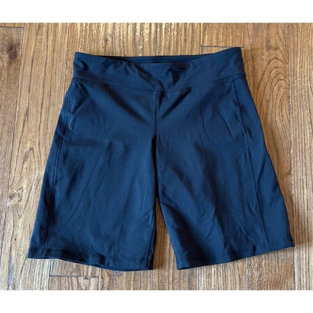 Athleta salutation 10” inseam black biker short size M - Image 10