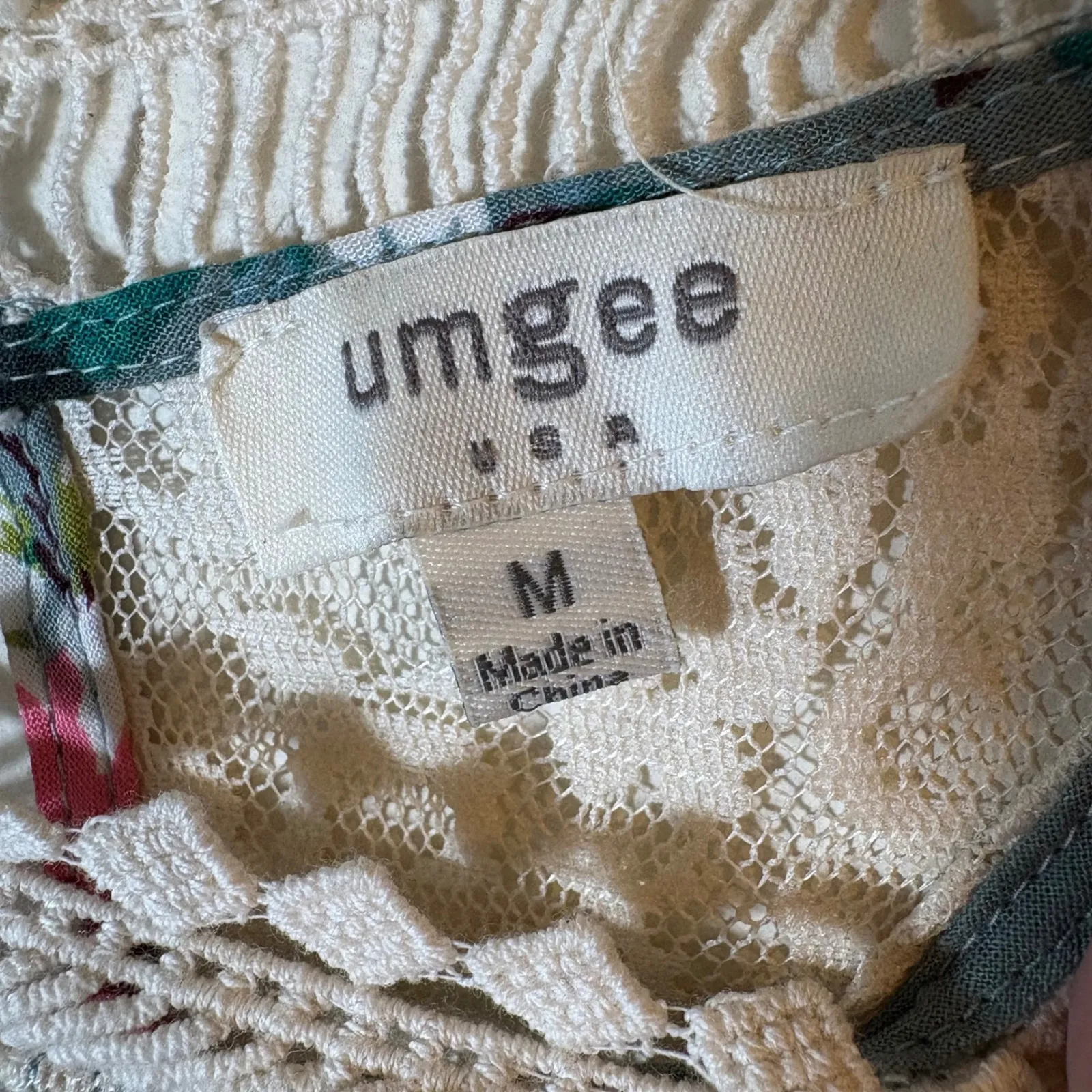 Umgee USA Floral Lace Mock Neck Tiered Mini Dress Medium‎ Green Pink Boho Summer - Image 4