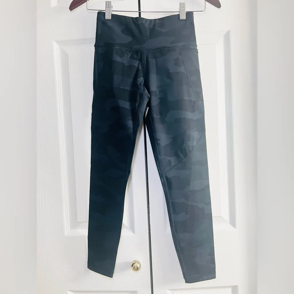 Sweaty Betty Power 7/8 Workout Leggings in Black Fade Print - XXS - NWT - Image 2