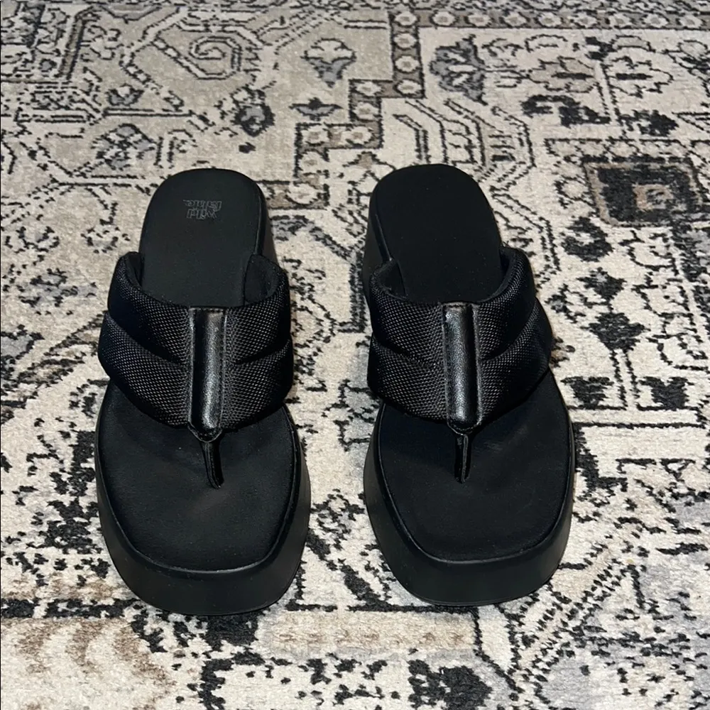 Black Platform Wild Fable Flip-Flop Shoes - Image 2