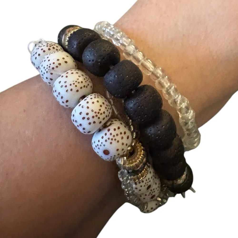 Set of five beaded stacking. Bracelets - Image 3