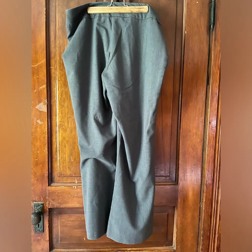 Gray dress pants - Image 2