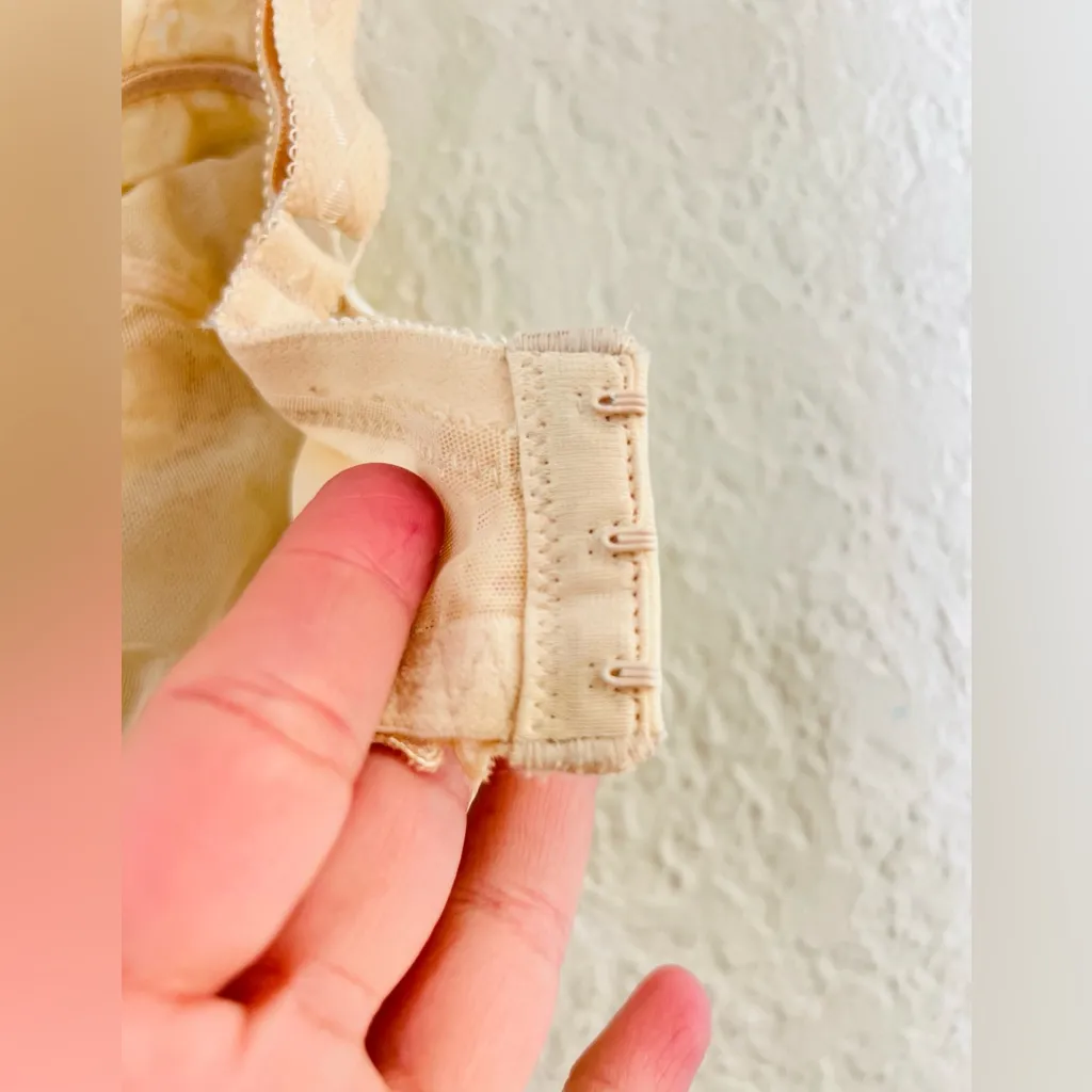 Paramour 34DD luxury lace bra Ellie Unlined Demi Cup Underwire Back Closure Size undefined - Image 8