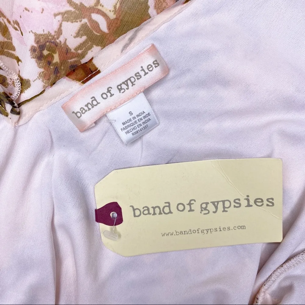 Band of Gypsies Ruffle Cold Shoulder Wrap Dress Pink Floral Pink NWT - Image 7