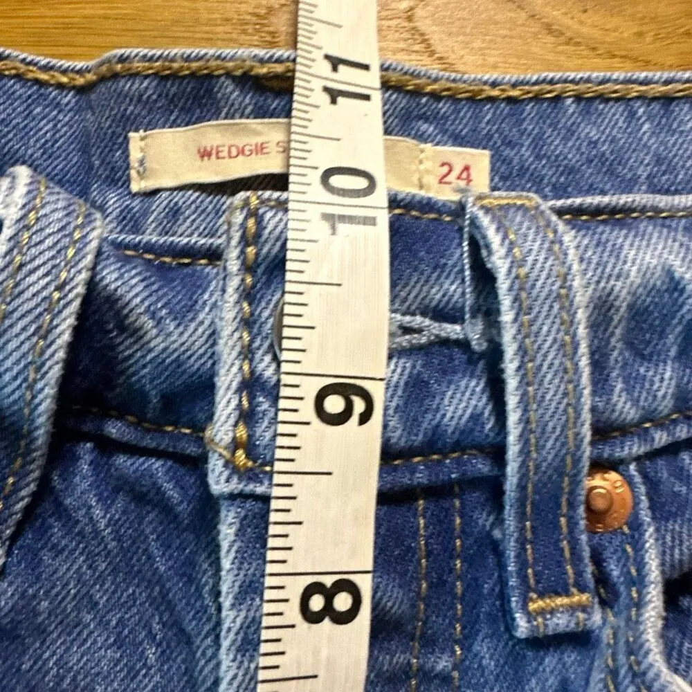 Levi’s Wedgie straight jeans 24 buttonfly - Image 7