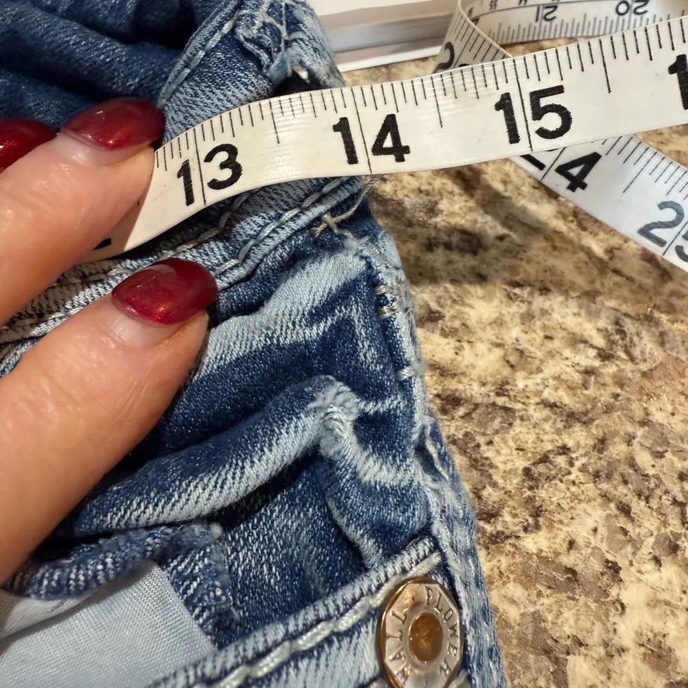 Wallflower Distressed Jeans Size 1 Blue - Image 8