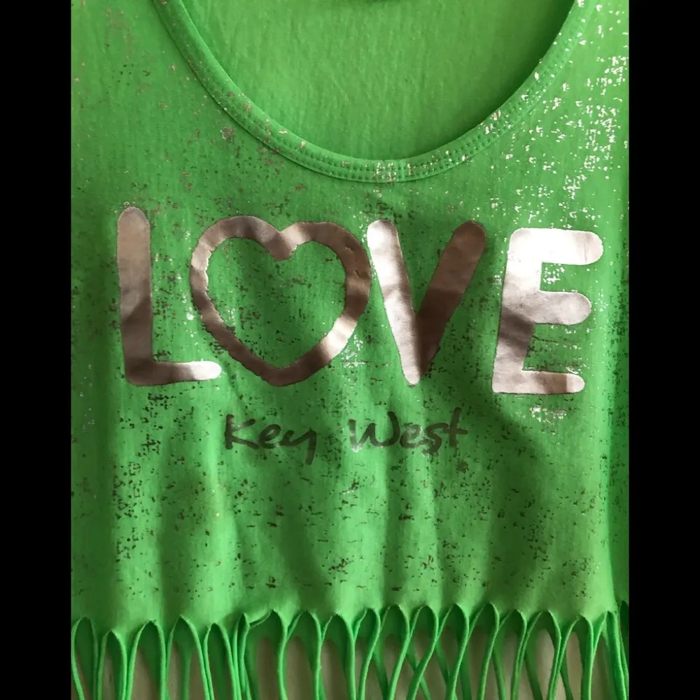 POPULAR SPORTS Womens Tank Top LOVE KEY WEST Green Size Small Fringed Crop Top - Image 2