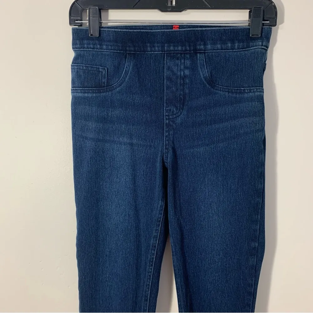 EUC SPANX Petite Control Top Skinny Pull On Legging Jeans Size SP - Image 4