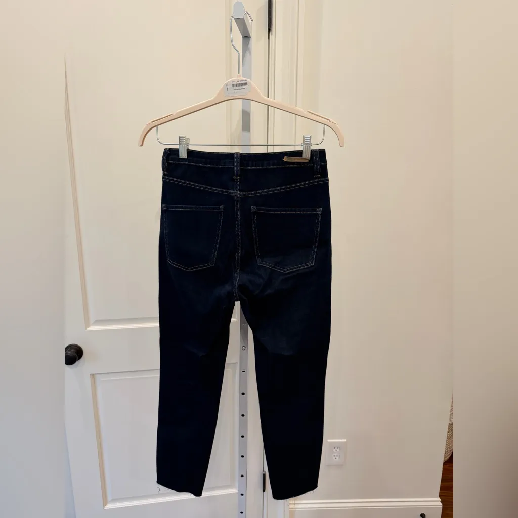 Soft Surroundings Skinny Jeans Dark Wash Frayed hem Denim Size 6 - Image 3