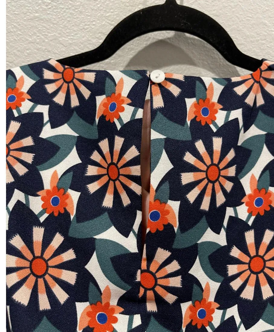 Molly Bracken  Multicolor Floral Windmill Shift Mini Dress - Image 9