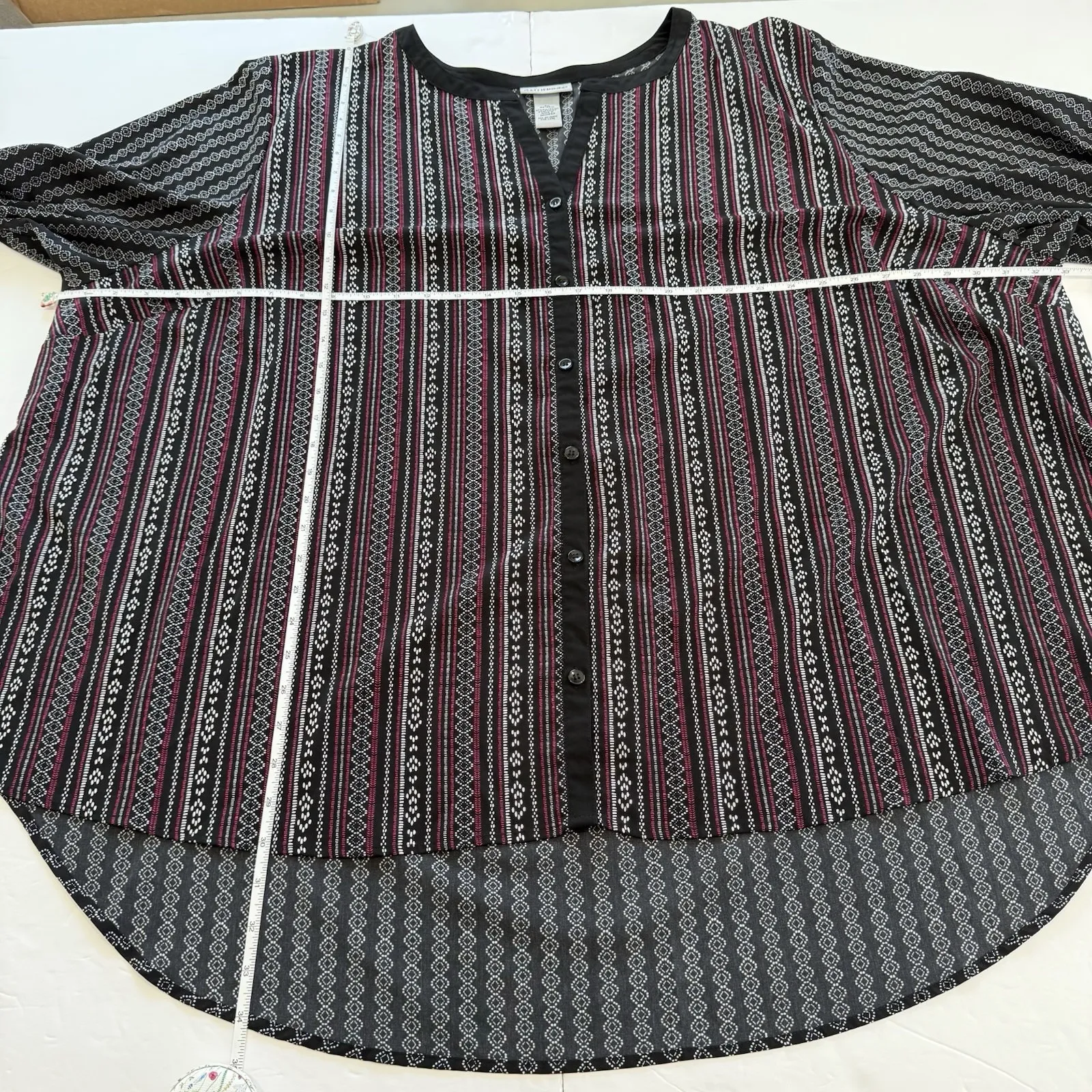 Catherines Pink Black Geometric Button Up 3/4 Sleeve Y Neck Blouse Size 5X - Image 8