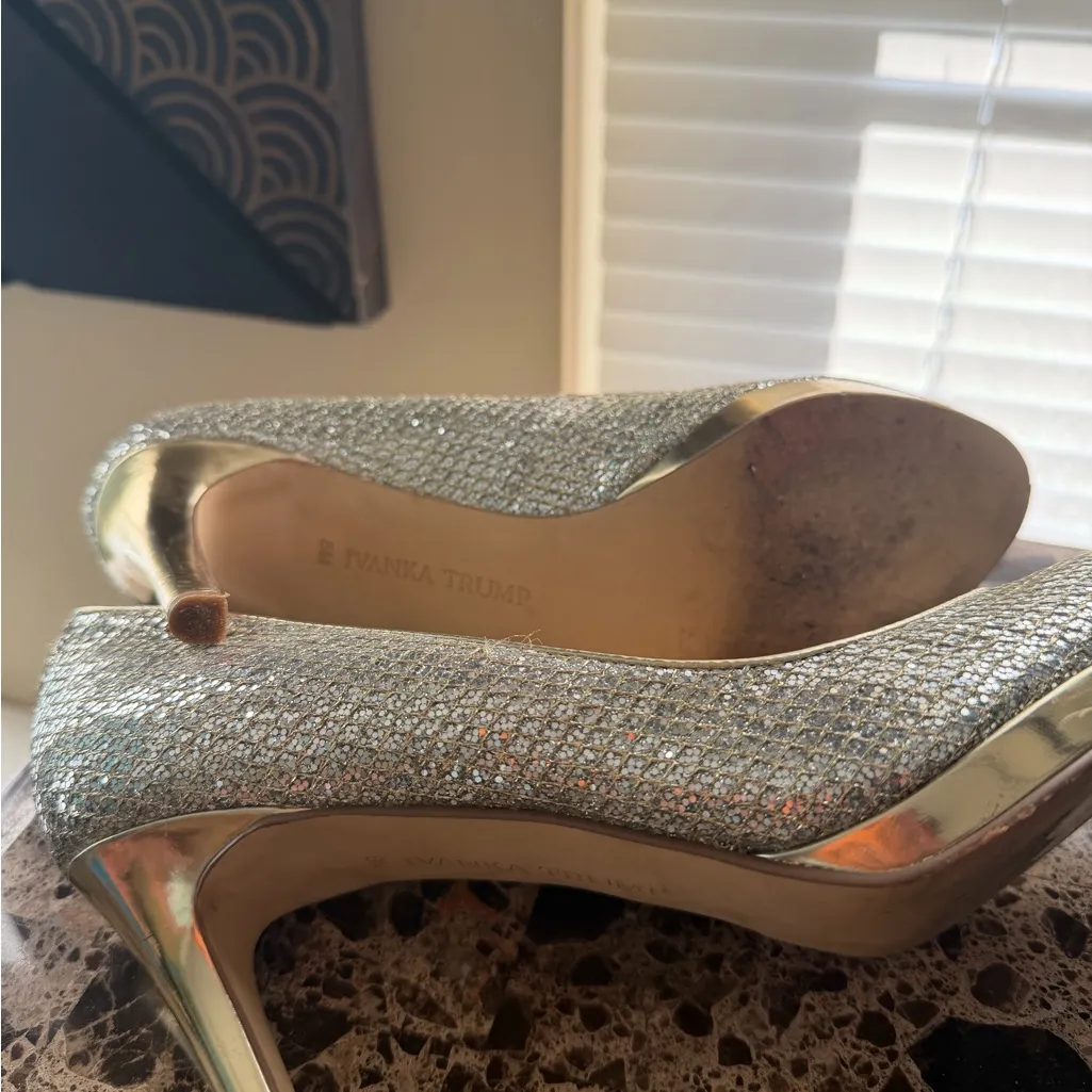 Ivanka Trump Glittering Gold & Silver texture Heels - Image 5