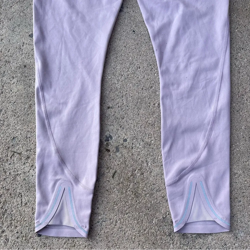 Run Free 7/8 Tight Hi Rise Soft Lilac Women’s Small#353545 - Image 6