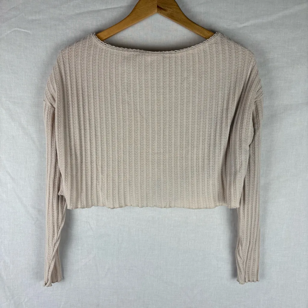 Urban Outfitters Reagan Ruffle Cropped Long Sleeve Cardigan - Image 4