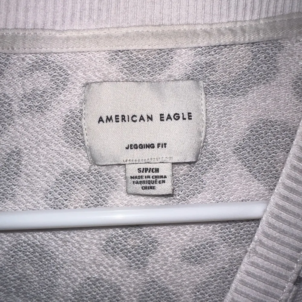 Sweatshirt - Image 2