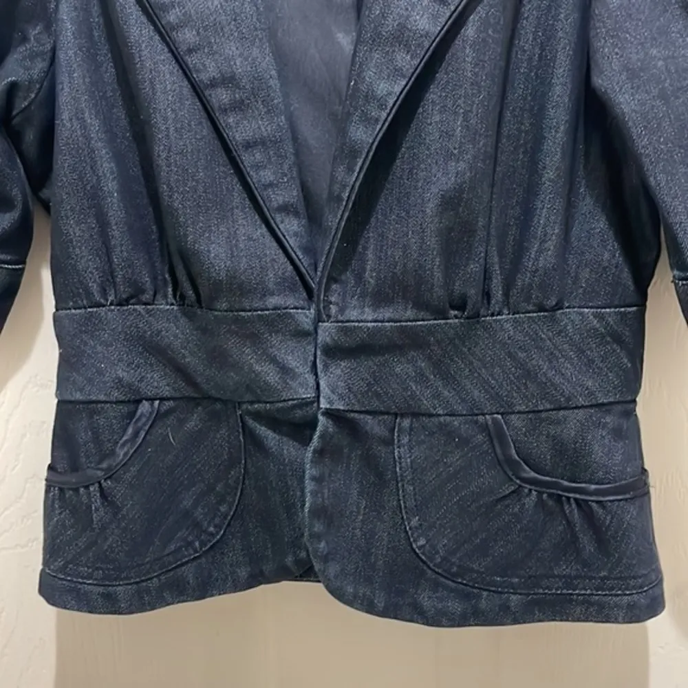 Guess Denim Lined 3/4 Sleeve Blazer - Image 3