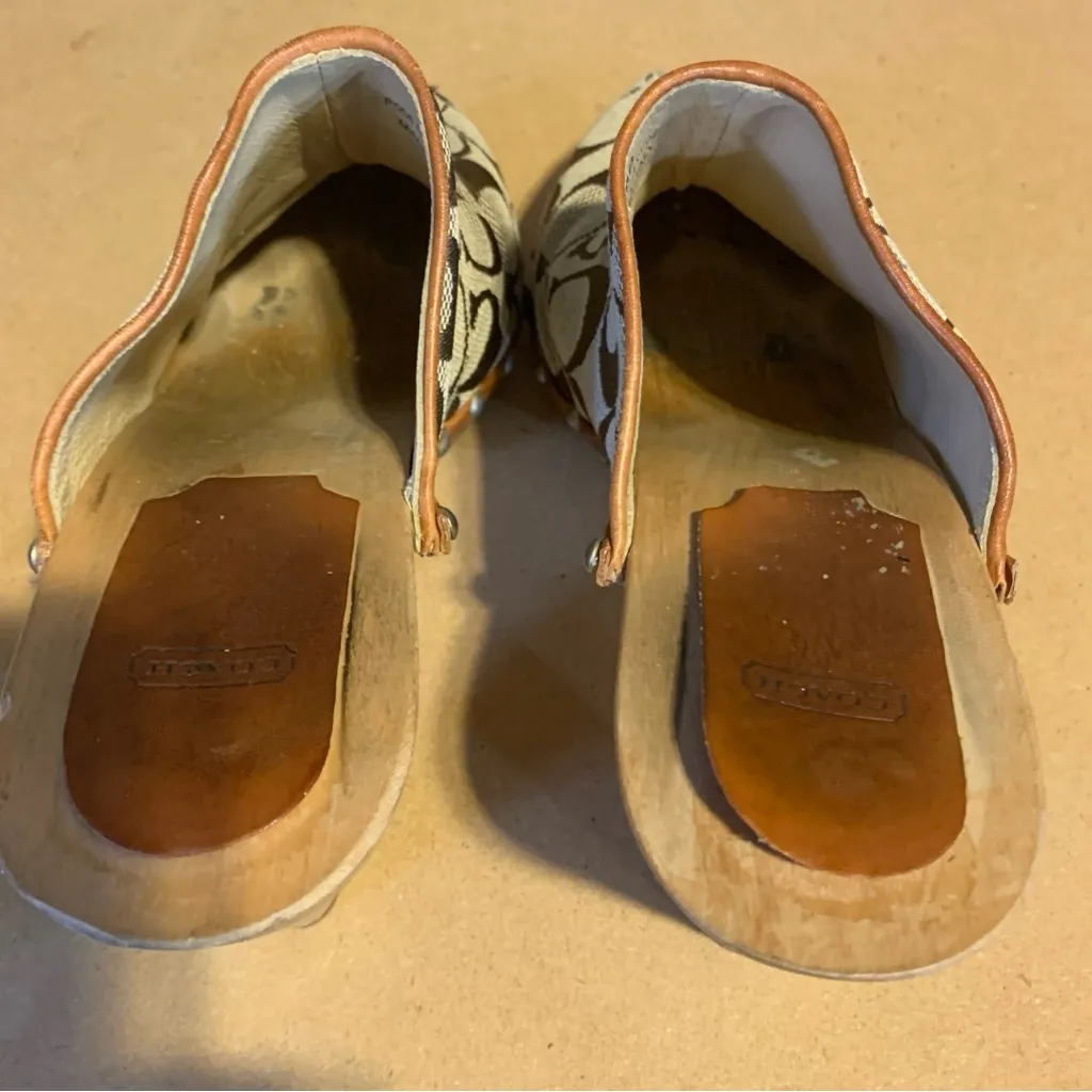 VINTAGE COACH BROWN CLOTH SIGNATURE PRINT CLOG HEEL MULES "FELICITY" (8) - Image 10