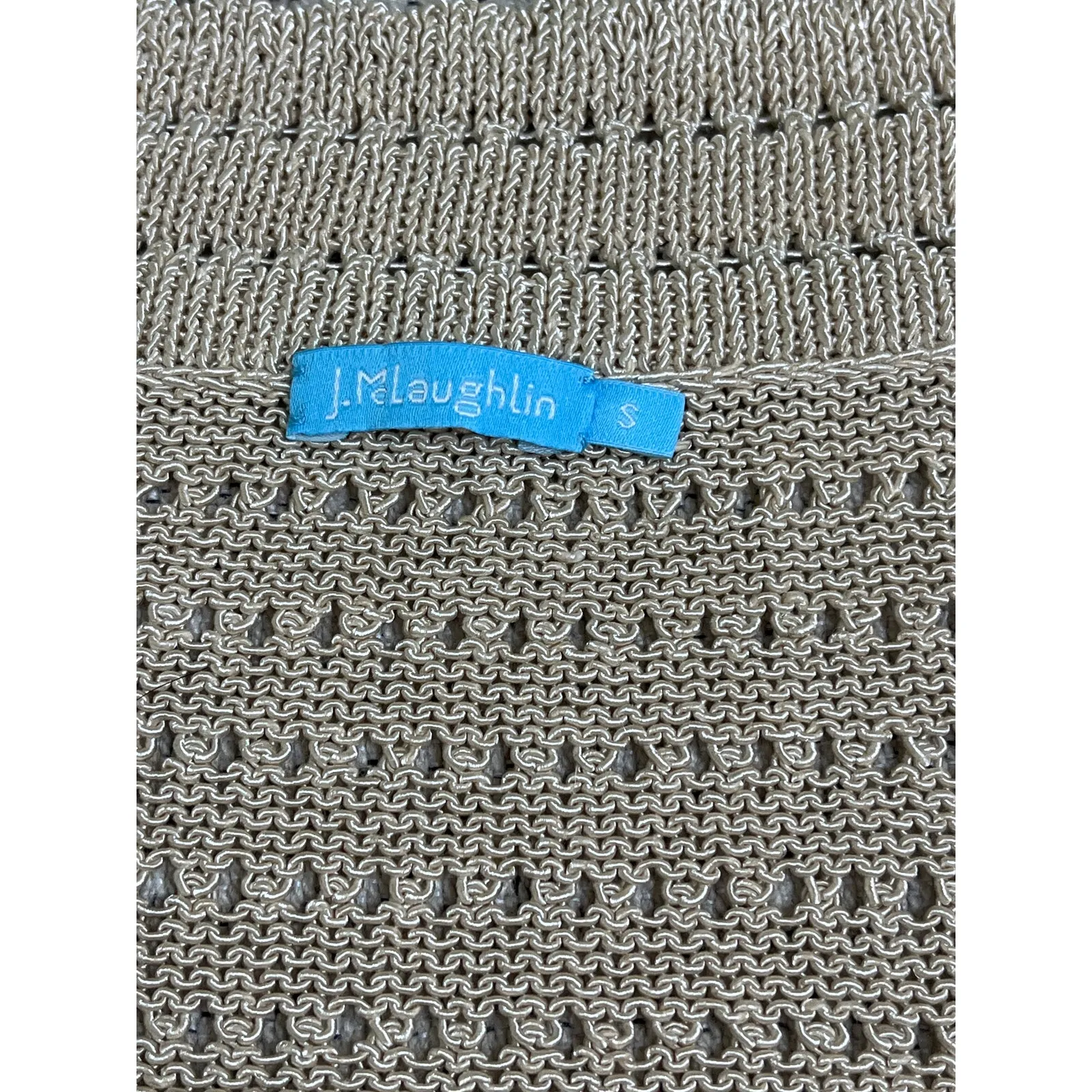 J. McLaughlin v-neckline loose knit 3/4 sleeve sweater, size small - Image 2