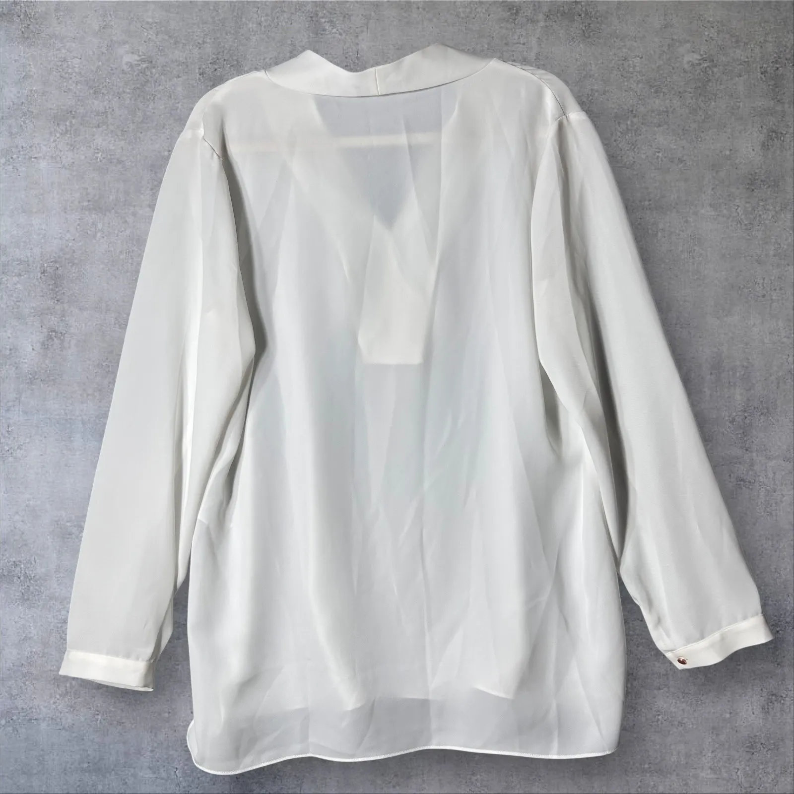 NIC+ZOE Tunic Blouse Womens L Cream V-Neck‎ Long Sleeve Flowy Ivory Top Career - Image 2