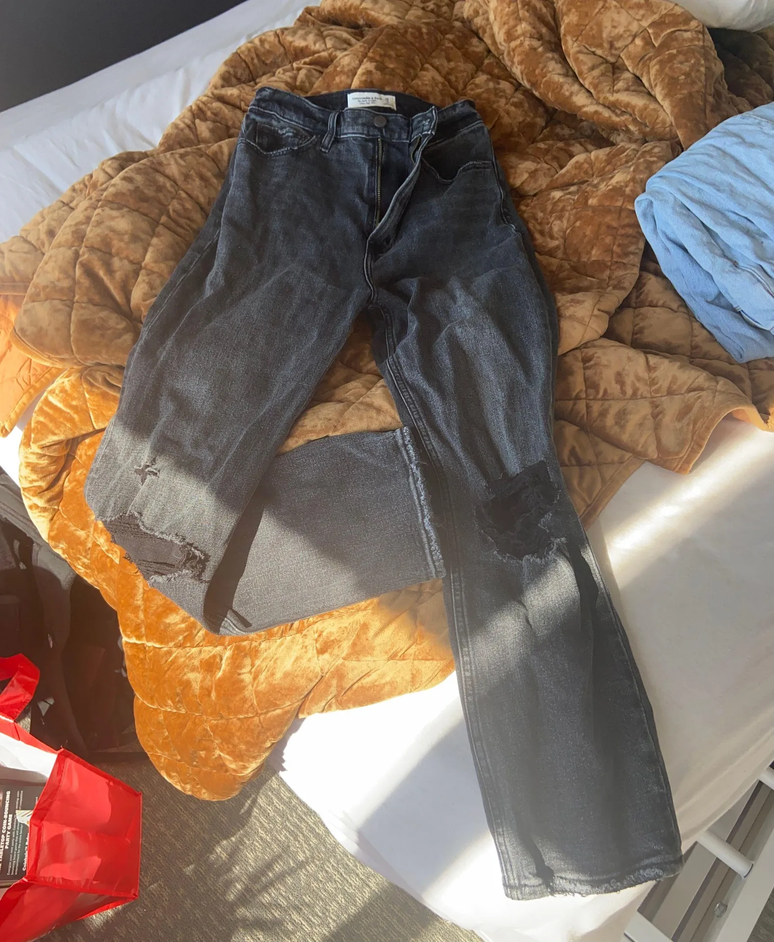 Abercrombie Black Ripped Jeans - Image 3