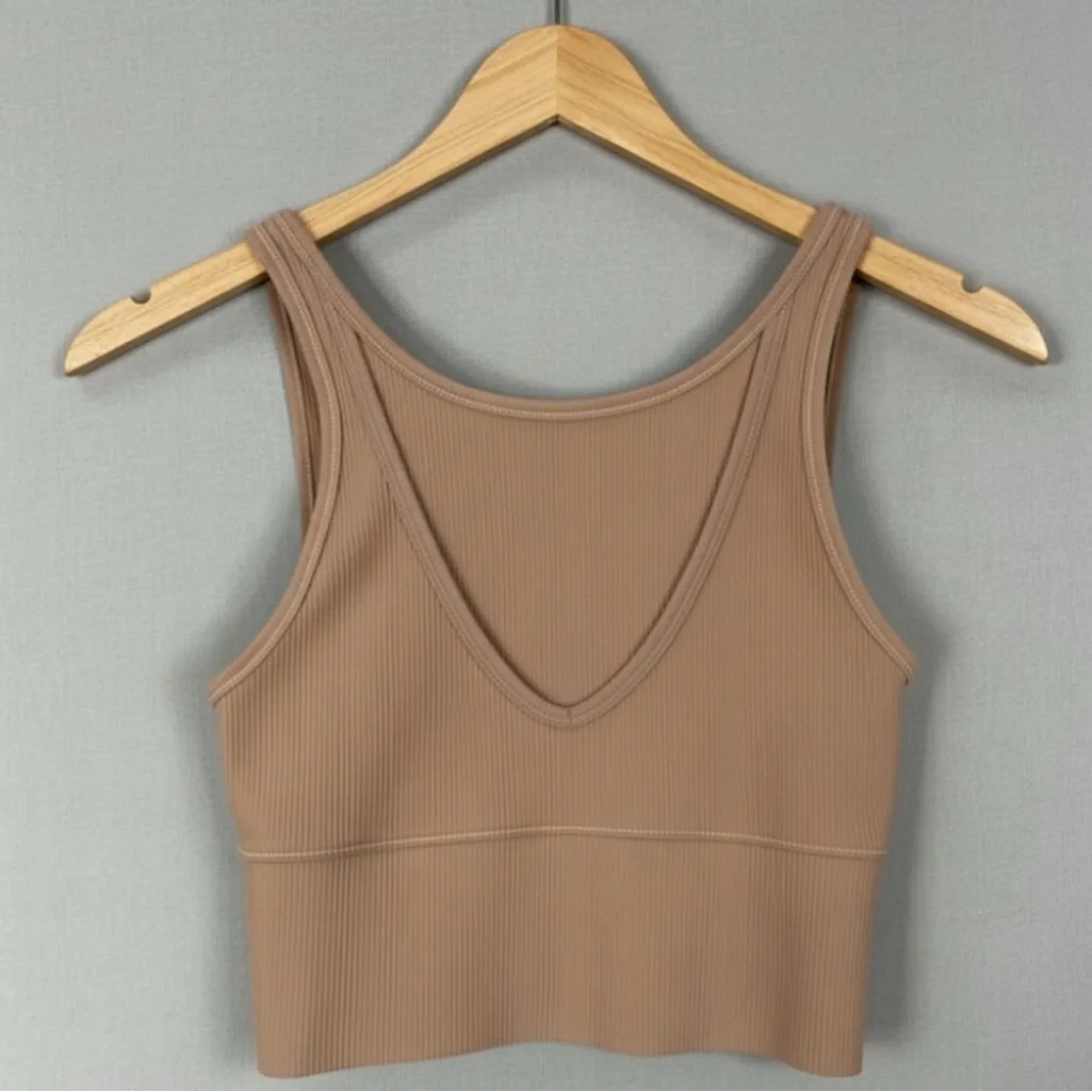 🤎Lululemon Tan Brown Power Pivot Tank Top - Image 3