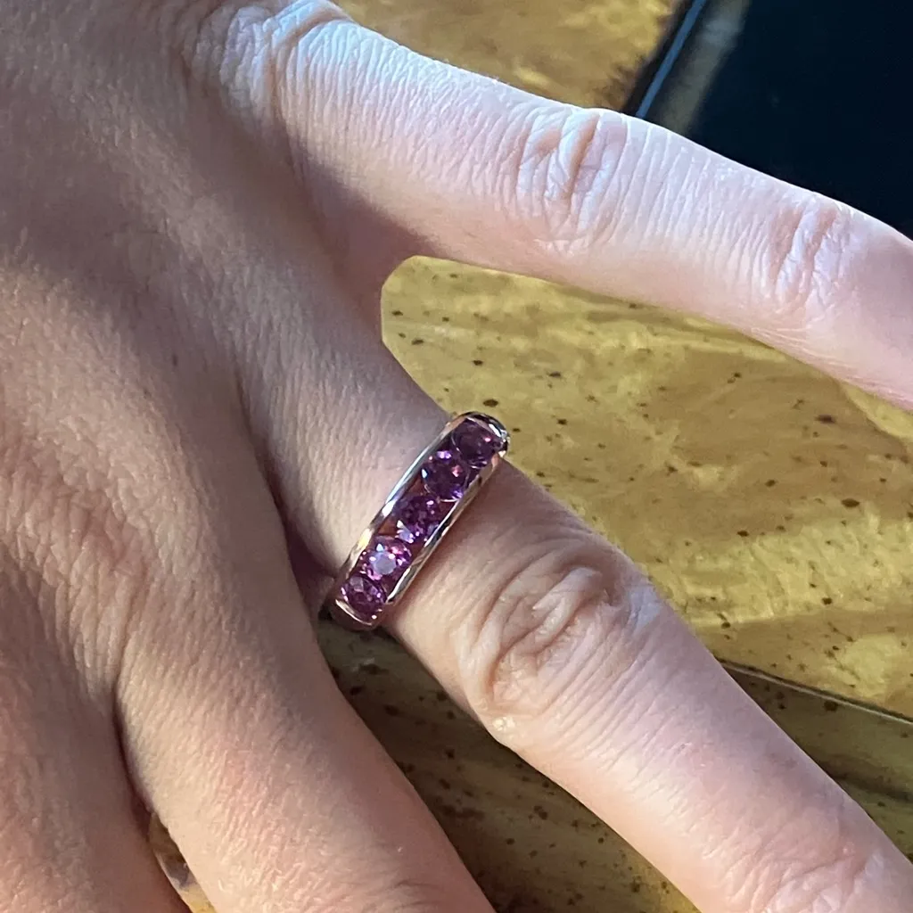 Natural Wine Garnet Sterling Silver Band Ring Size 6 - Image 4