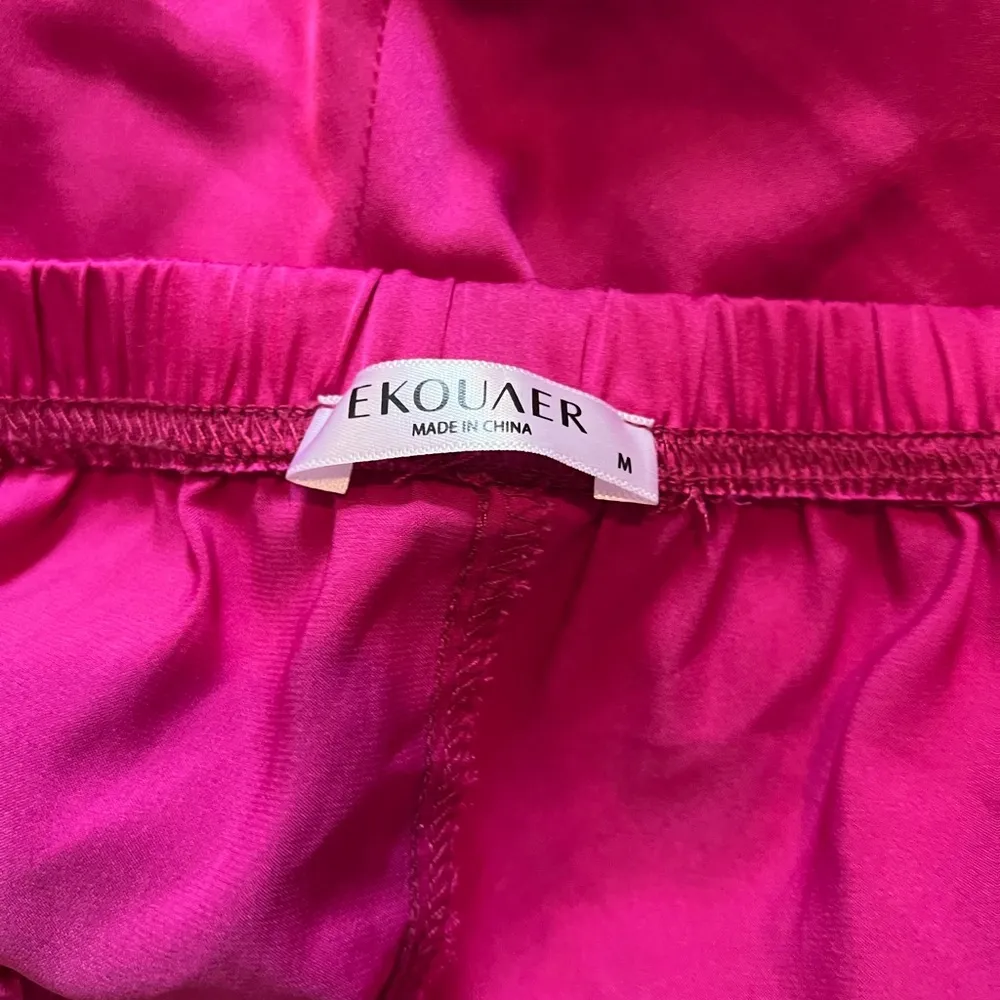 Ekouaer Women’s Vibrant Pink Two - Image 6