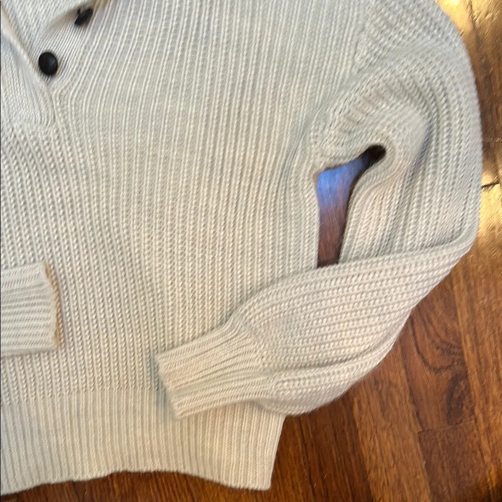 BB Dakota Cream Knit Sweater - Image 4