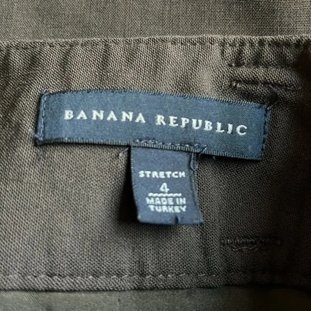 Banana Republic Brown Pencil Skirt Size 4 EUC #6708 - Image 4