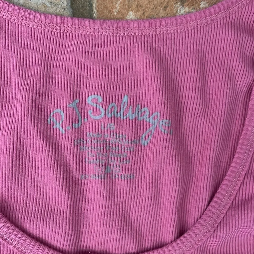 P.J. Salvage ribbed tank. - Image 2