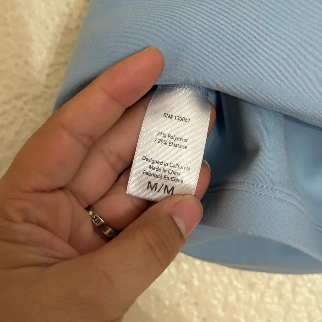 L*space active twist of fate sky blue color sports bra size Medium - Image 7