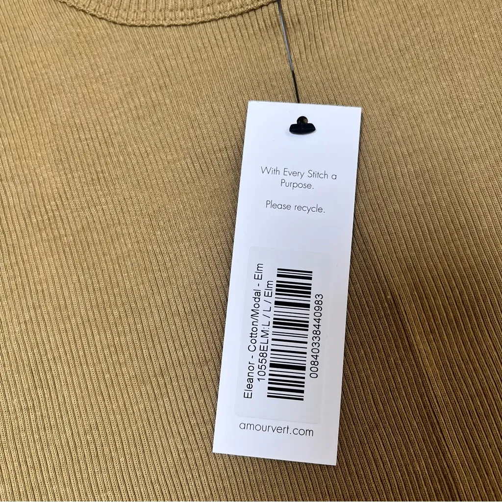 Amour Vert Eleanor Ribbed T Shirt - Image 3