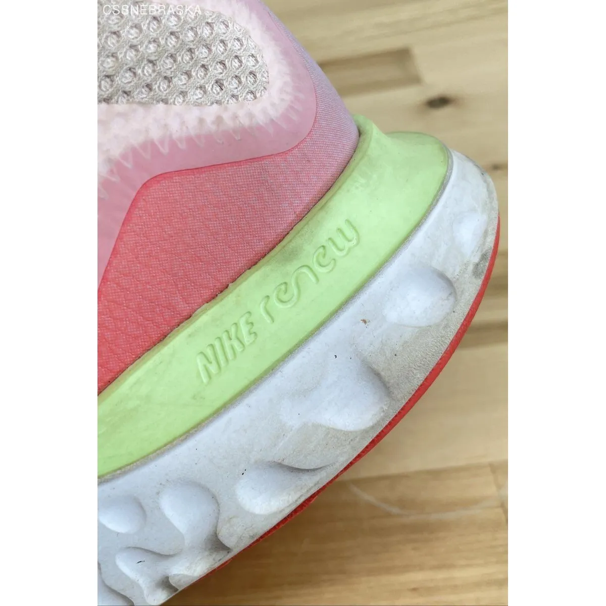 Nike Light Pink Neon Green Renew‎ Sneakers Size 9 Running - Size 8.5 - Image 6