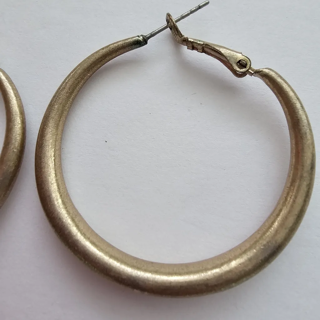 Brass Finish Thick Gold Tone Hoop Earrings - Image 3