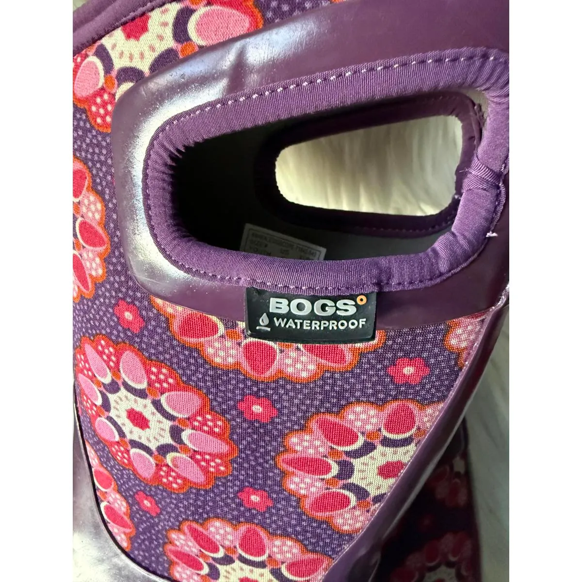 BOGS Purple Floral Patterned Rain Boots for Women Size 6 - Image 5