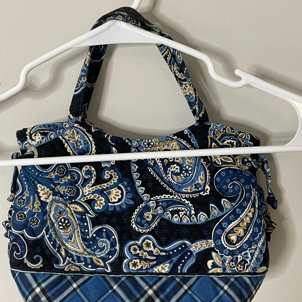 Vera Bradley Quilted Windsor Navy Handbag Purse Excellent Condition Medium - Image 6