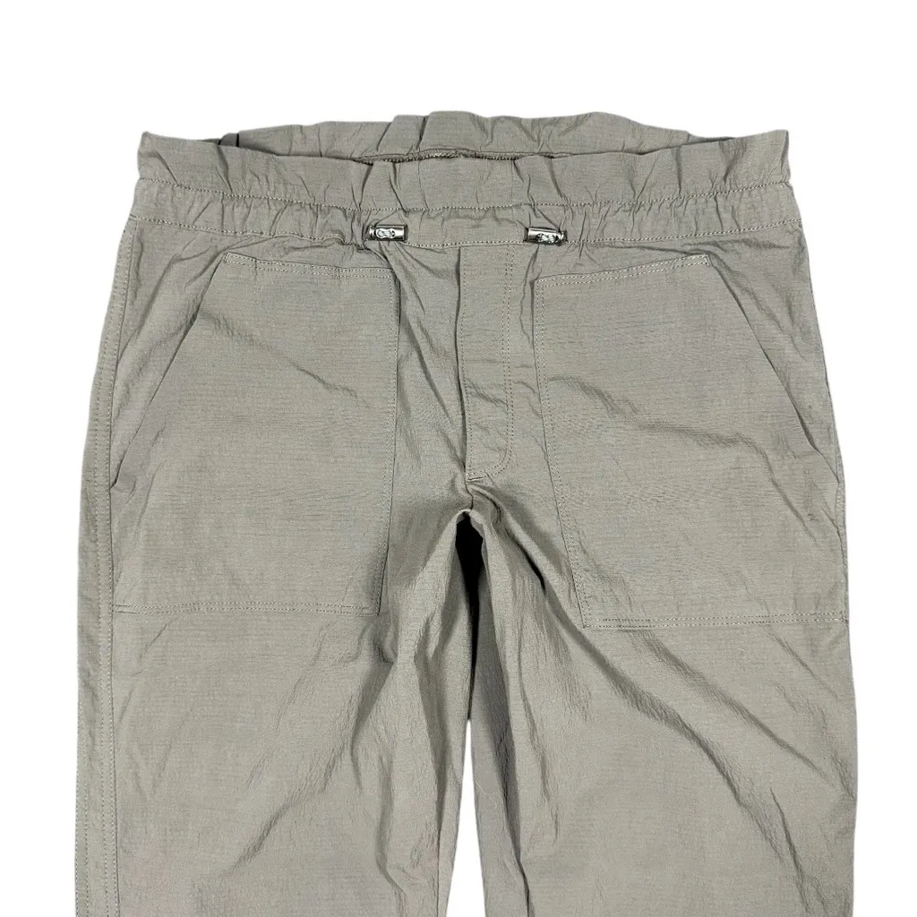 Athleta Trekkie Paperbag Pants Size 4 Green High Rise Cinch Waist Hiking Outdoor - Image 4