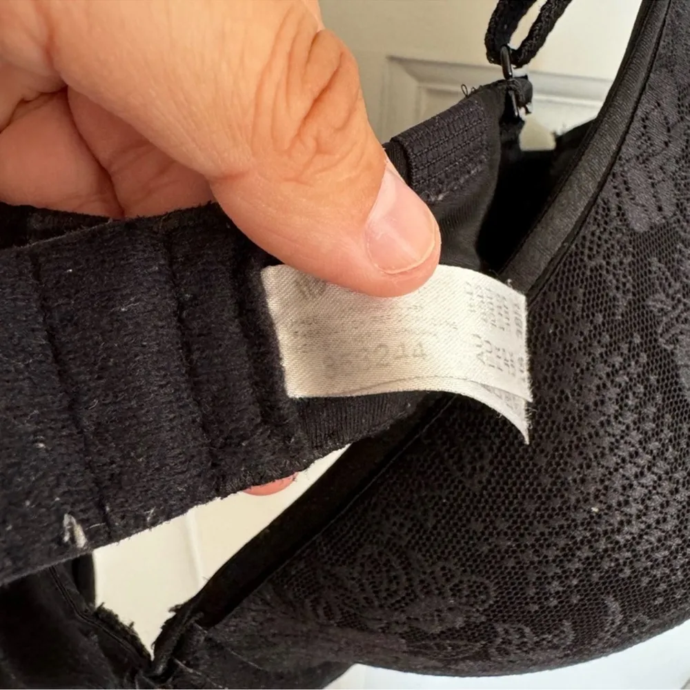 Wacoal Black Clear & Classic Contour Spacer bra style 85344 size 38D - Image 3