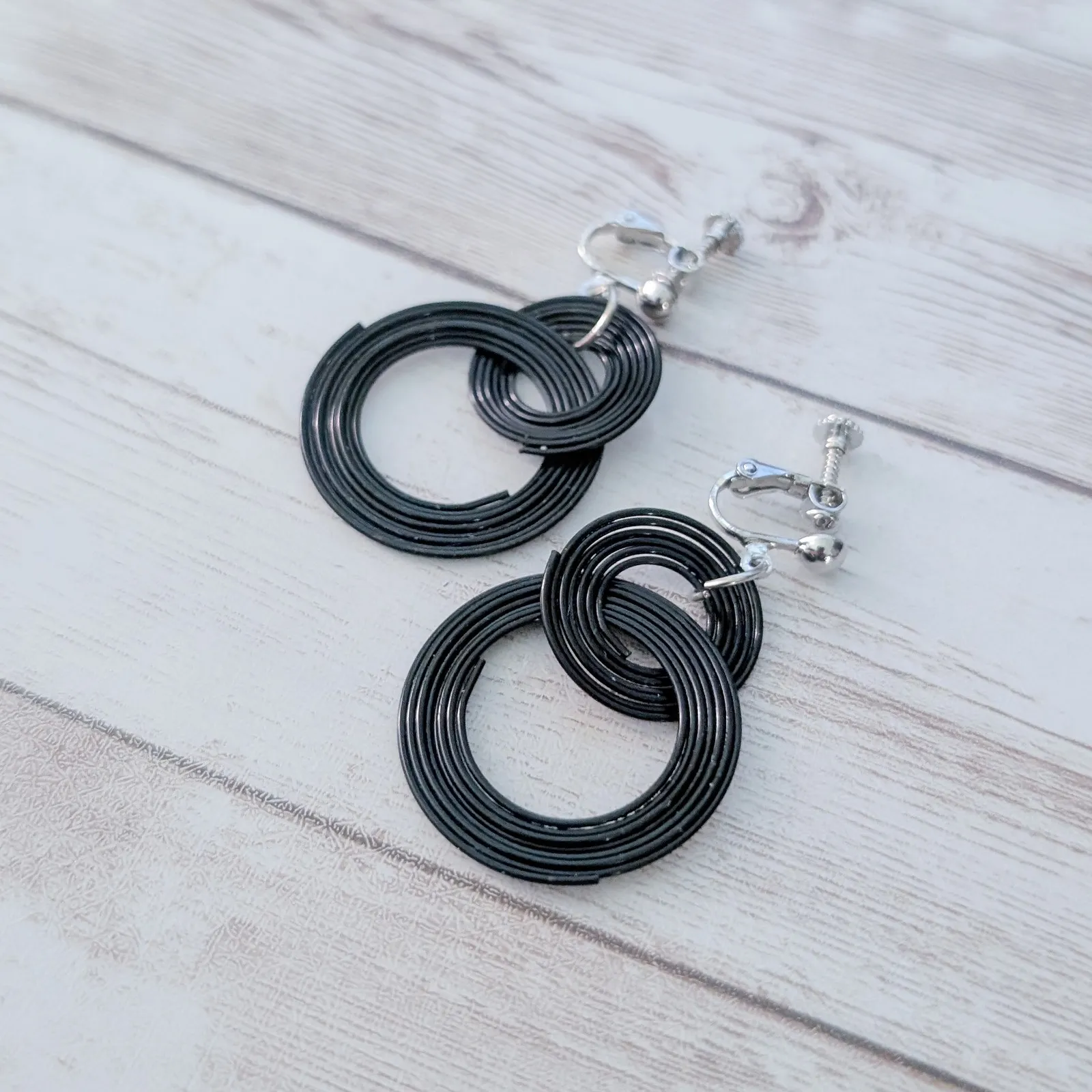 Vintage Clip On Earrings Black Coiled Circle Design Dangle - Image 6