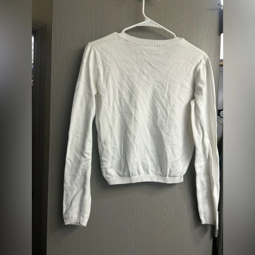Brandy Melville Mollie V Neck Sweater - Image 6