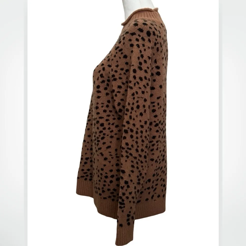 Saltwater LUXE Leopard Animal Brown Sweater Top Women’s Size Medium - Image 5