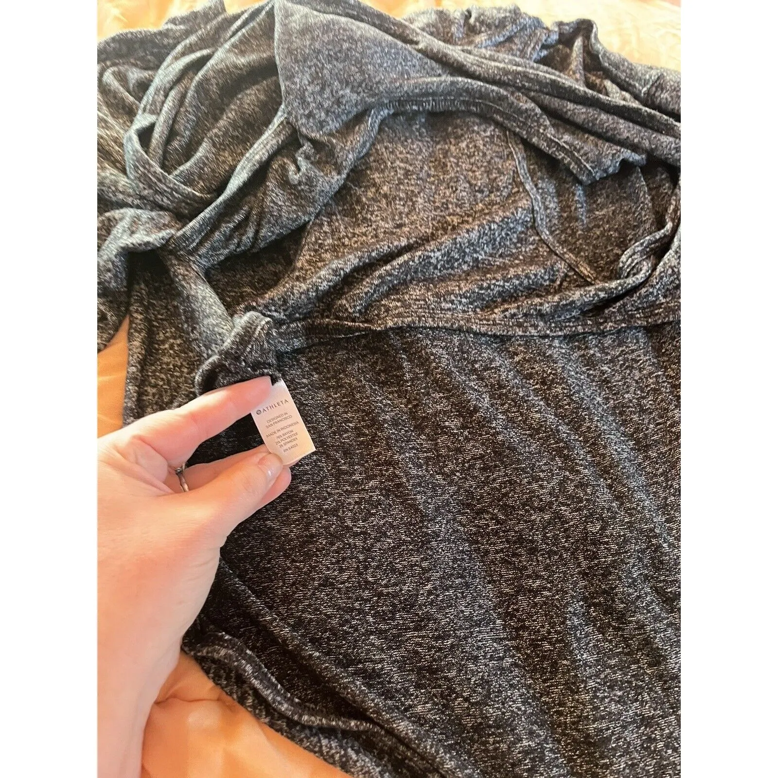 Athleta Hooded Sweatshirt Womens Size S Gray Hoodie Athletic Athleisure Gym - Image 5