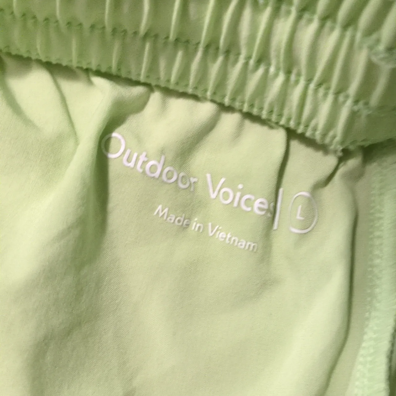 Outdoor Voices Honeydew Green Relay Sport Pants Size Large - Image 7